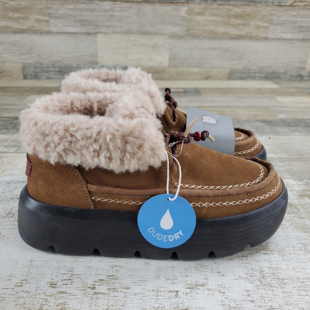 Hey Dude Austin Edge Lounge Suede Womens Boots Sz 7 Cognac Suede Fleece Collar